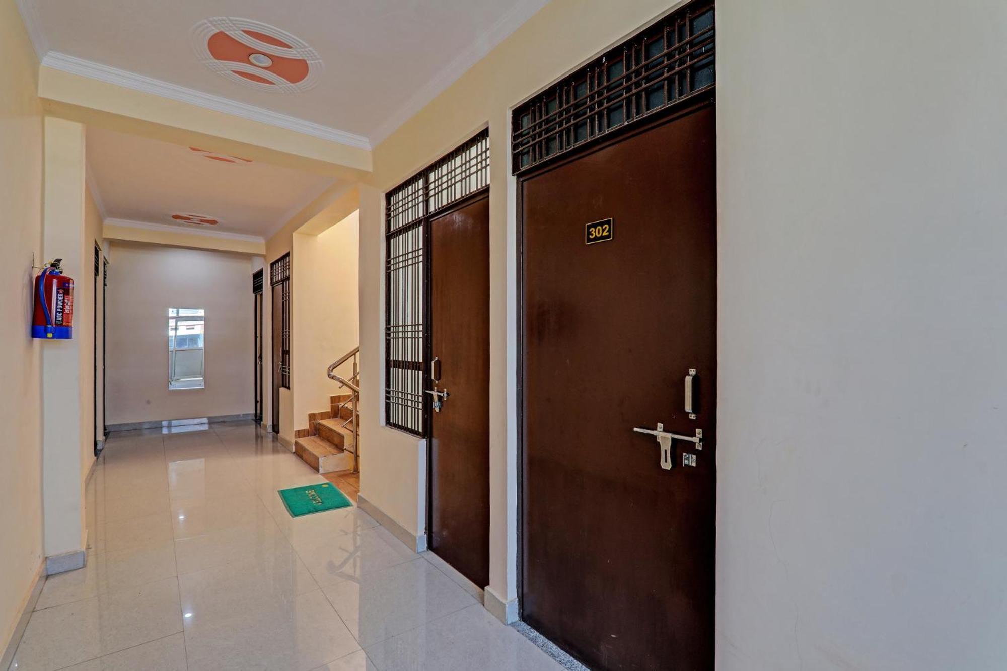 Super Hotel O Fort Inn Lucknow Exterior photo